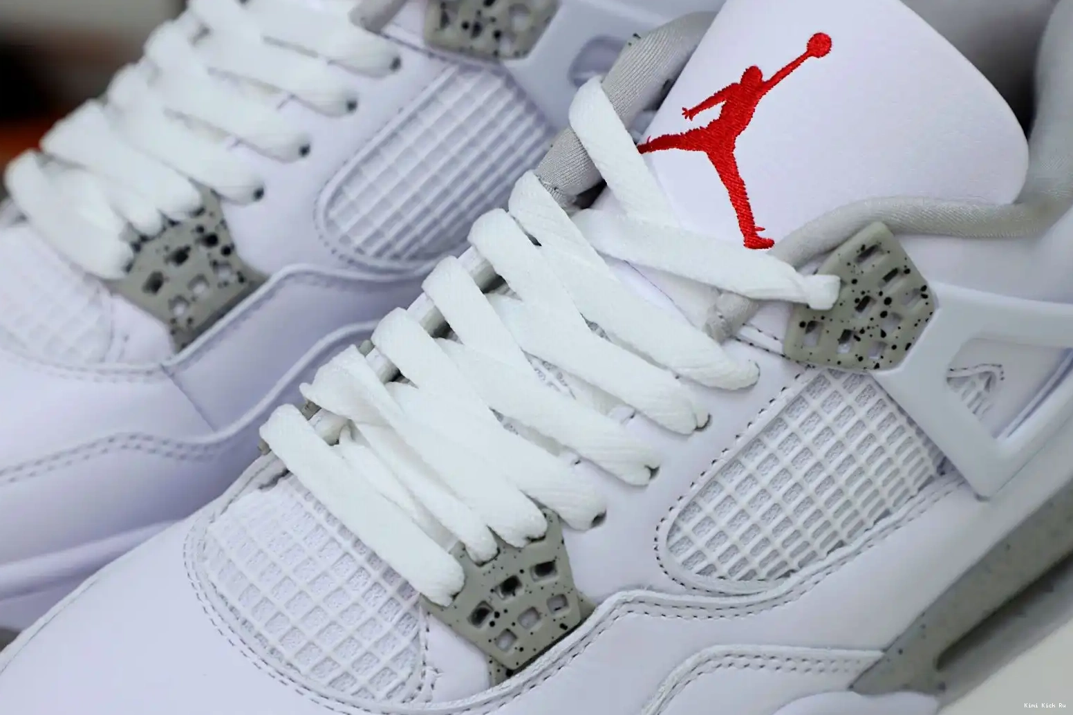 RETRO Kimikick 4 'WHITE OREO' JORDAN AIR 0811